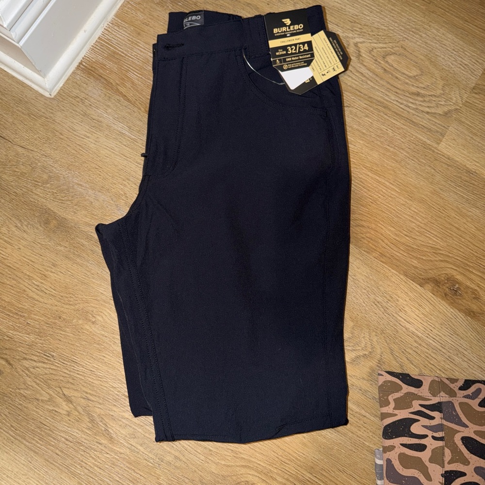 BURLEBO Black Chinos